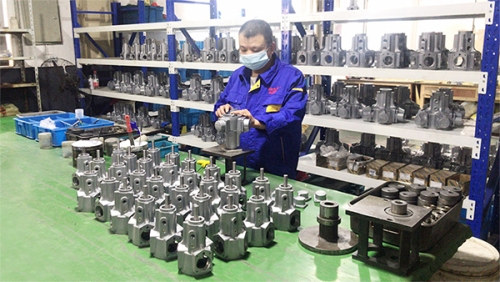 开足马力赴生产-德斯威专注气动马达|气动搅拌机15年