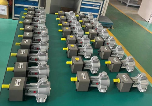 走好专业化客户服务之路——德斯威专注气动马达|气动搅拌机20年