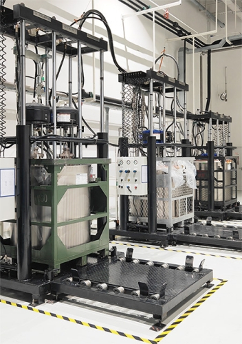 1000L四立柱打胶升降机--红旗汽车项目